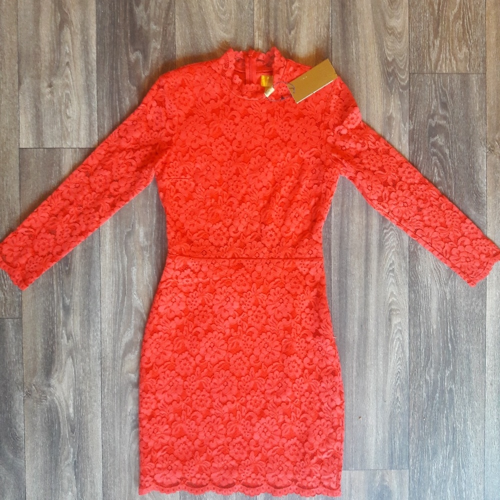 Red Lace Long-Sleeve Bodycon Dress